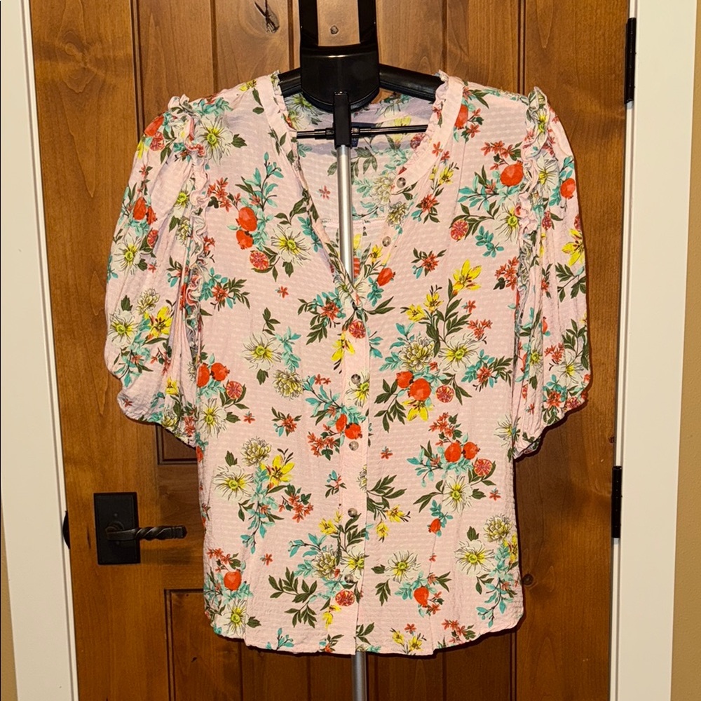 Democracy Floral Puff Sleeve Blouse - light pink with citrus fruit & flowers